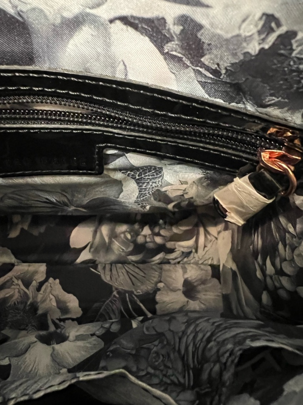 Ted Baker Patent Leather Satchel / Crossbody - Picture 6 of 17